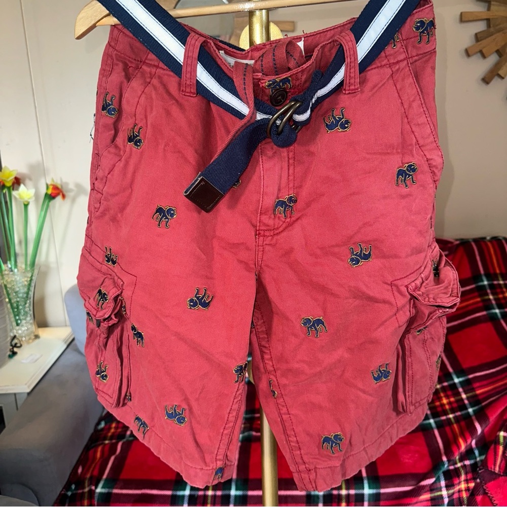 Aeropostale Red Cargo Shorts with Bull Dog Embroidery 31